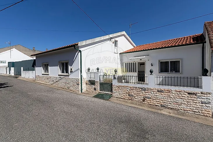 main-listing-picture-0