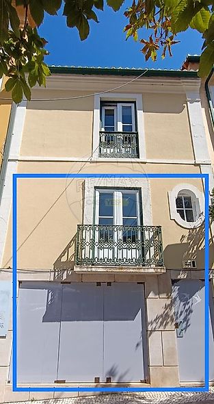 main-listing-picture-0