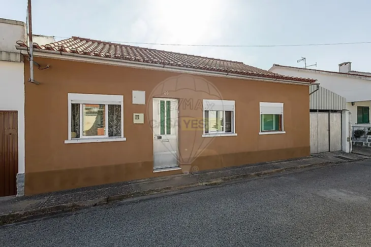 main-listing-picture-0