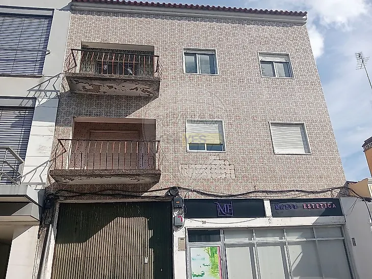main-listing-picture-0