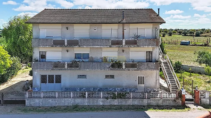 main-listing-picture-0