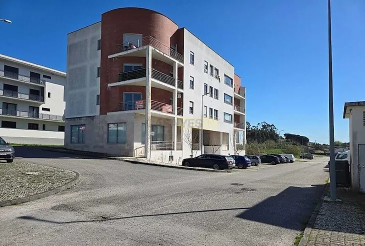 main-listing-picture-0