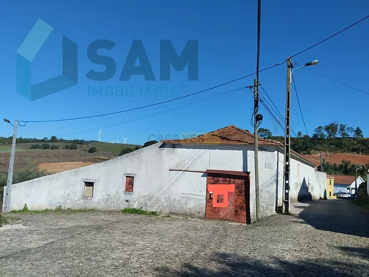 main-listing-picture-0