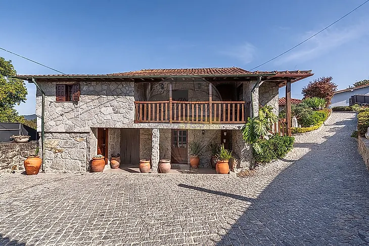 main-listing-picture-0