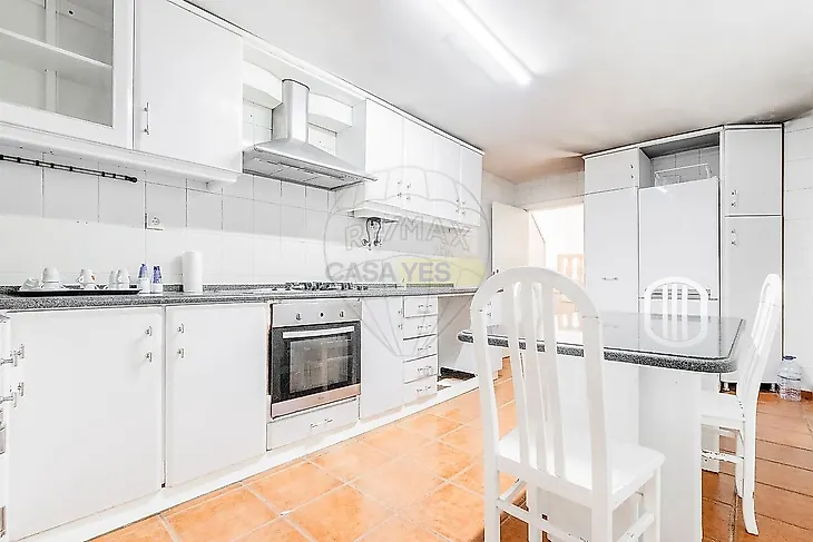 main-listing-picture-0