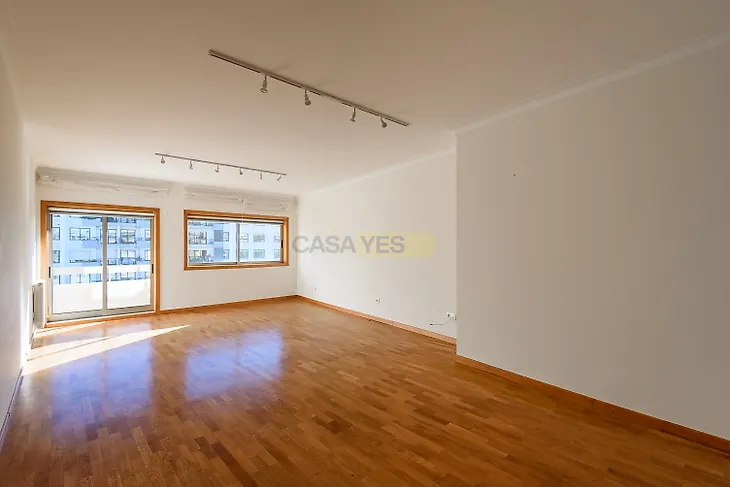 main-listing-picture-0
