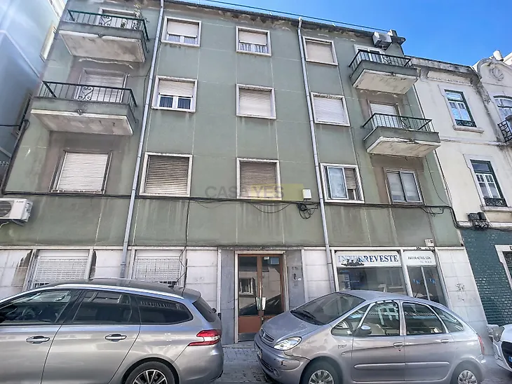 main-listing-picture-0