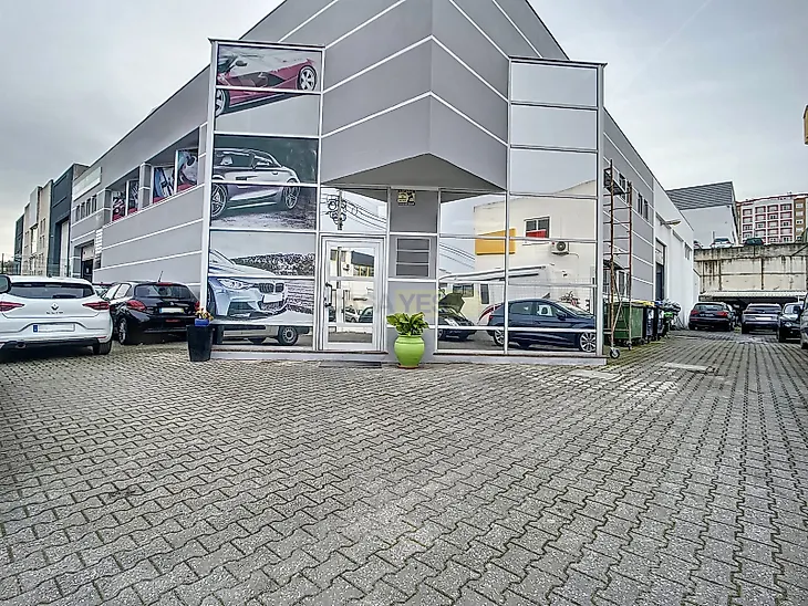main-listing-picture-0