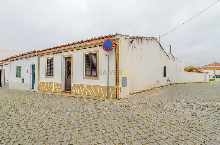 main-listing-picture-0