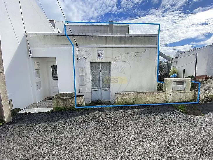 main-listing-picture-0