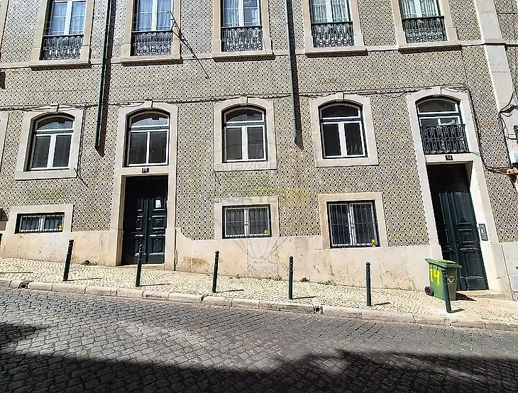 main-listing-picture-0