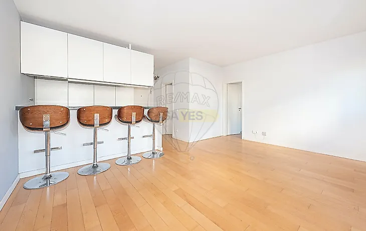 main-listing-picture-0