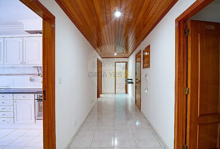 main-listing-picture-0
