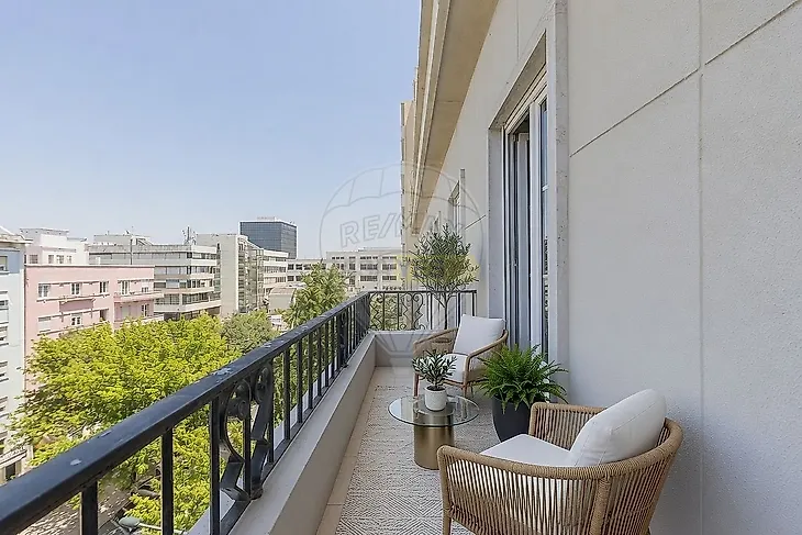 main-listing-picture-0
