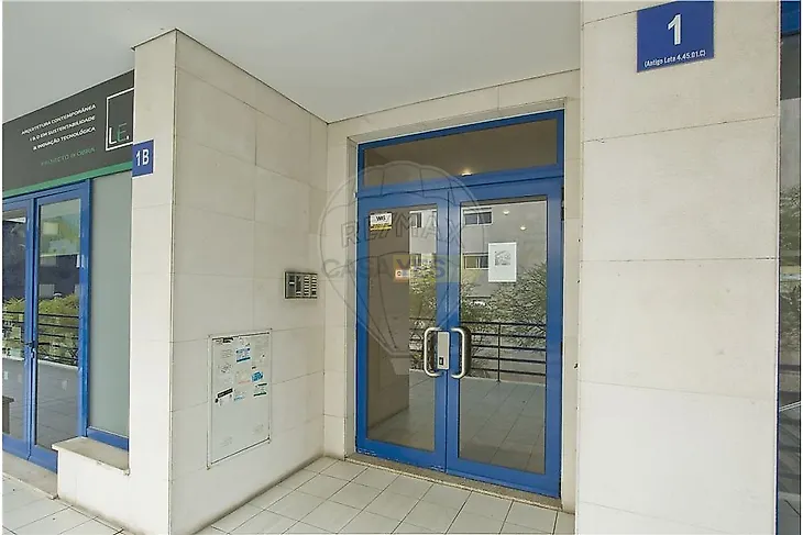 main-listing-picture-0