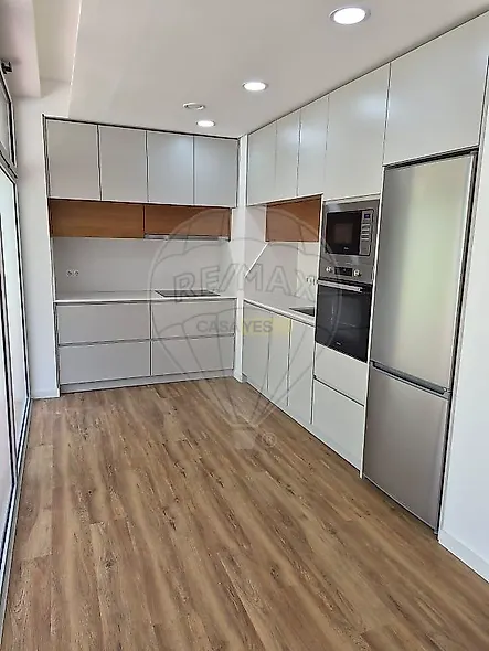 main-listing-picture-0