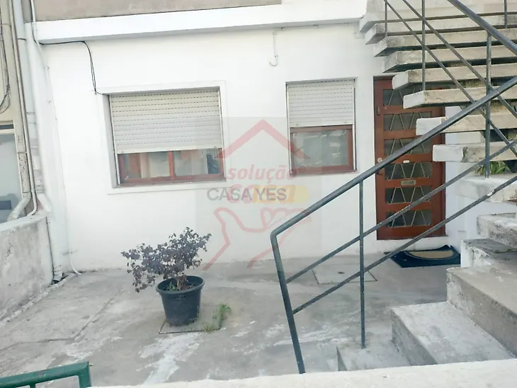 main-listing-picture-0