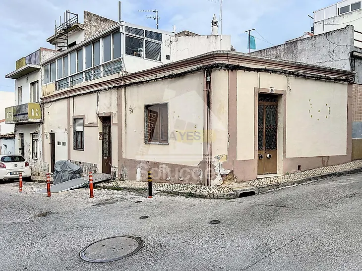 main-listing-picture-0