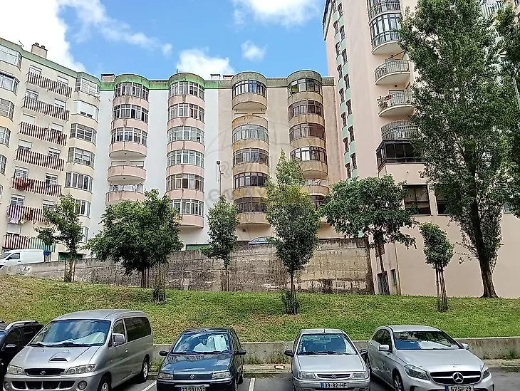 main-listing-picture-0