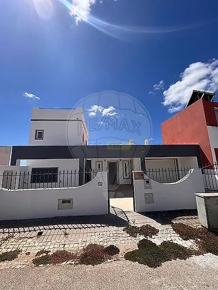 main-listing-picture-0
