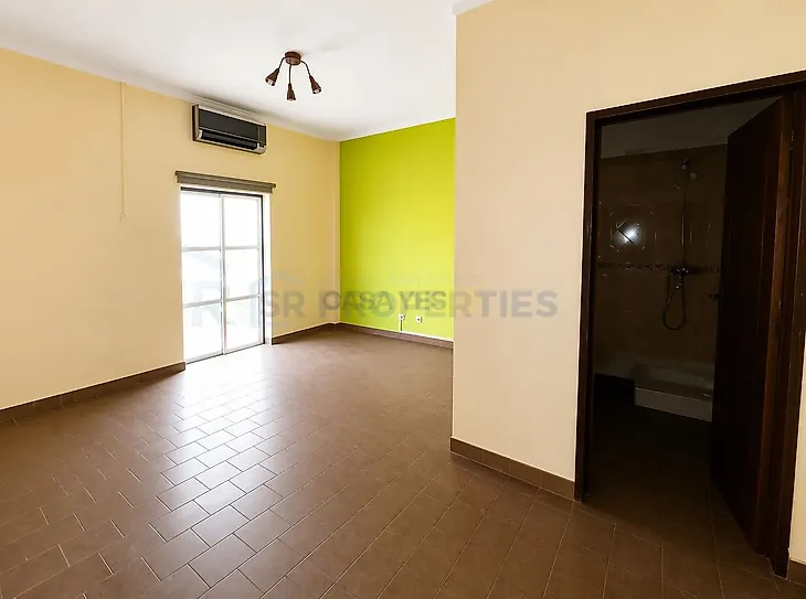 main-listing-picture-0