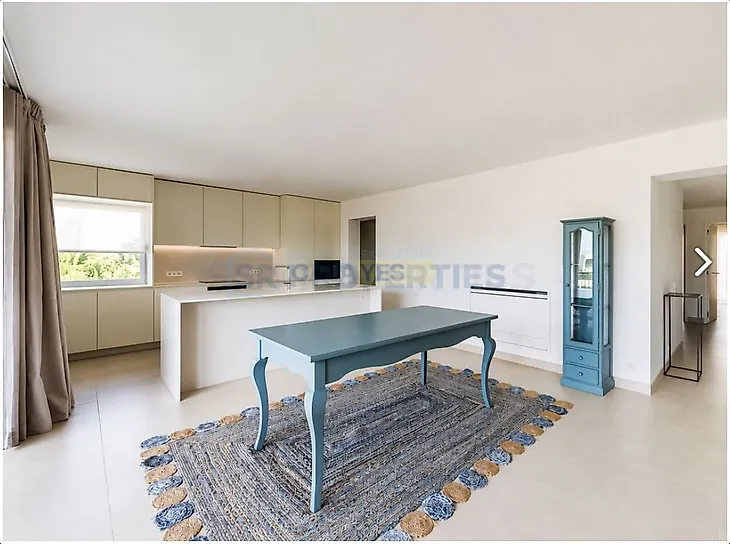 main-listing-picture-0