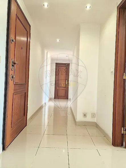 main-listing-picture-0