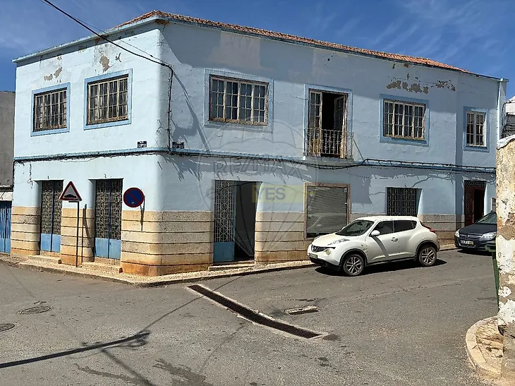 main-listing-picture-0