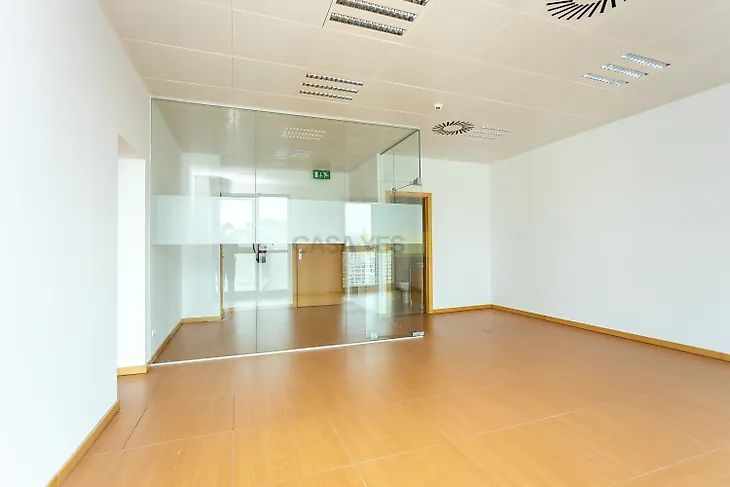 main-listing-picture-0