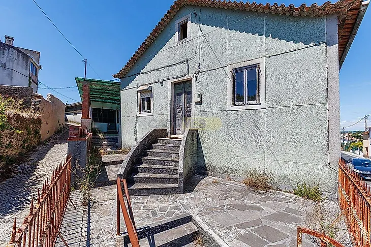 main-listing-picture-0