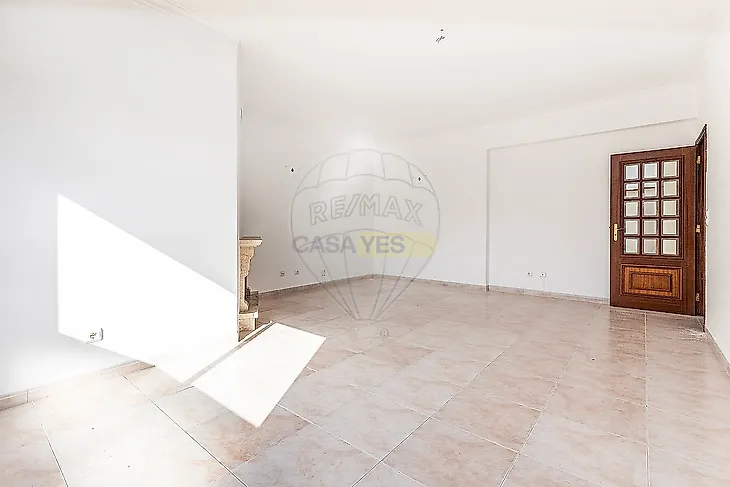 main-listing-picture-0