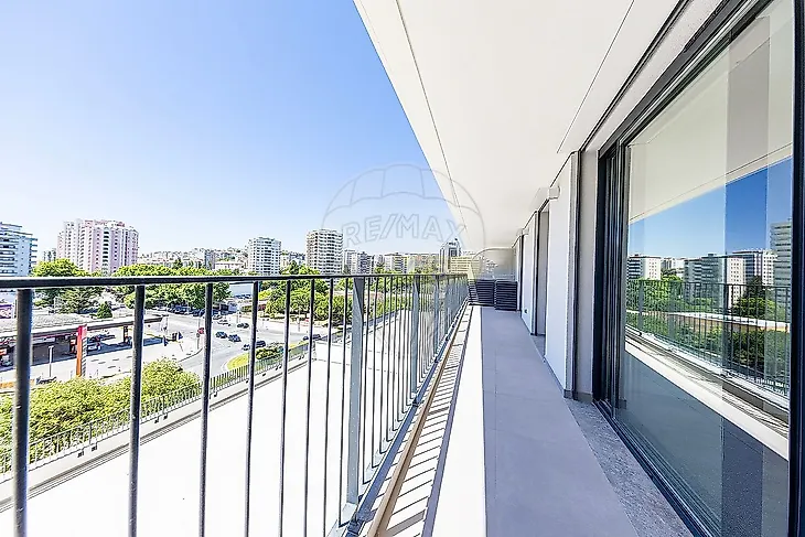 main-listing-picture-0