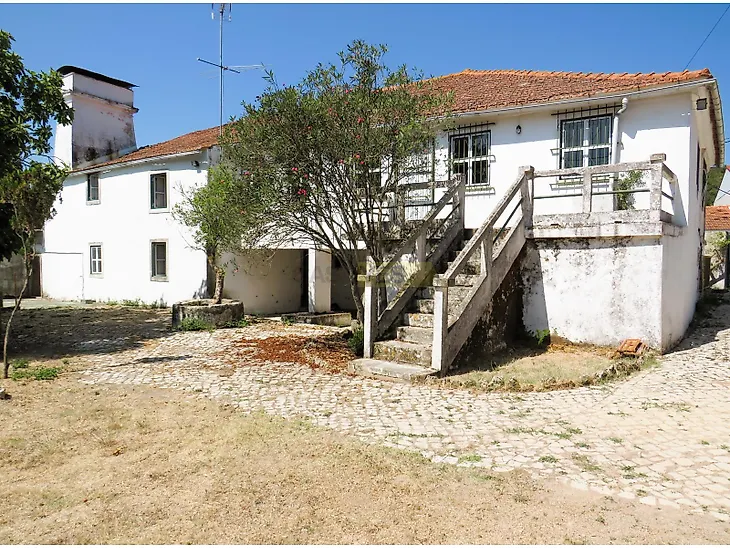 main-listing-picture-0