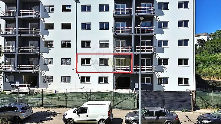 main-listing-picture-0