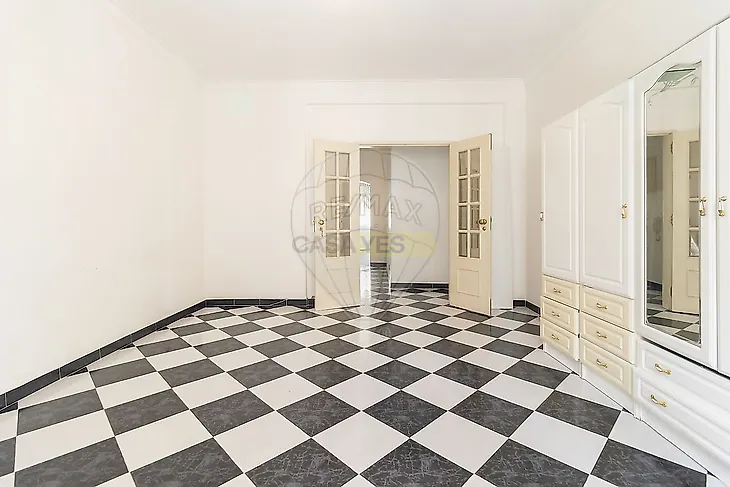 main-listing-picture-0