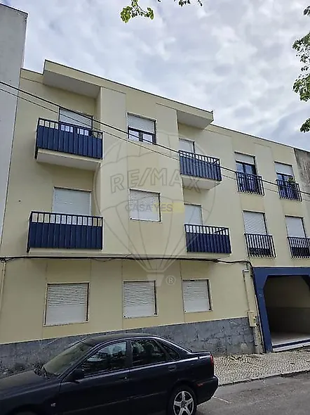 main-listing-picture-0