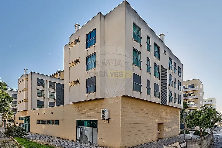 main-listing-picture-0