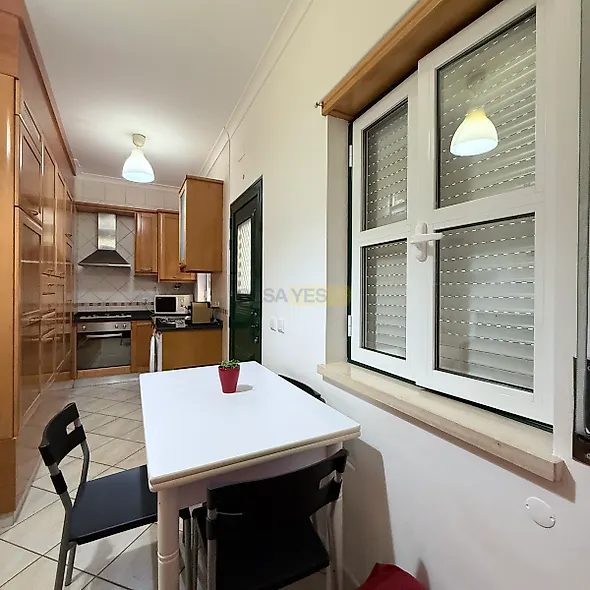 main-listing-picture-0
