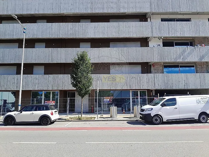 main-listing-picture-0
