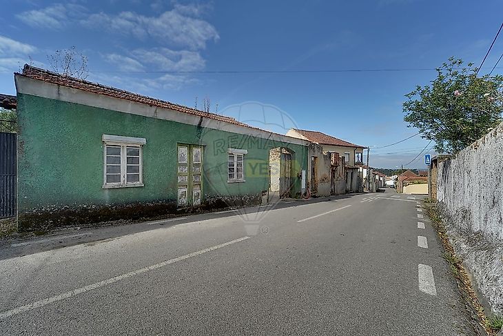 main-listing-picture-0