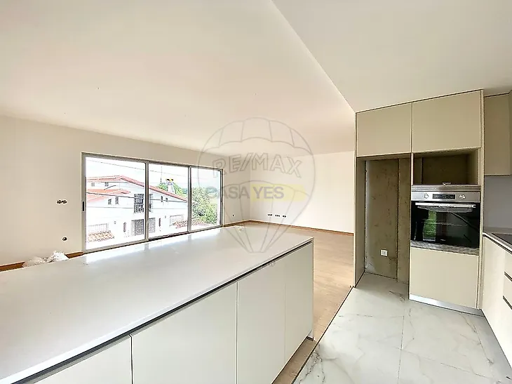 main-listing-picture-0