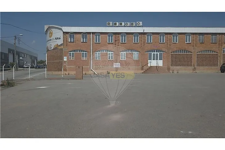 main-listing-picture-0