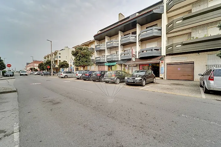 main-listing-picture-0