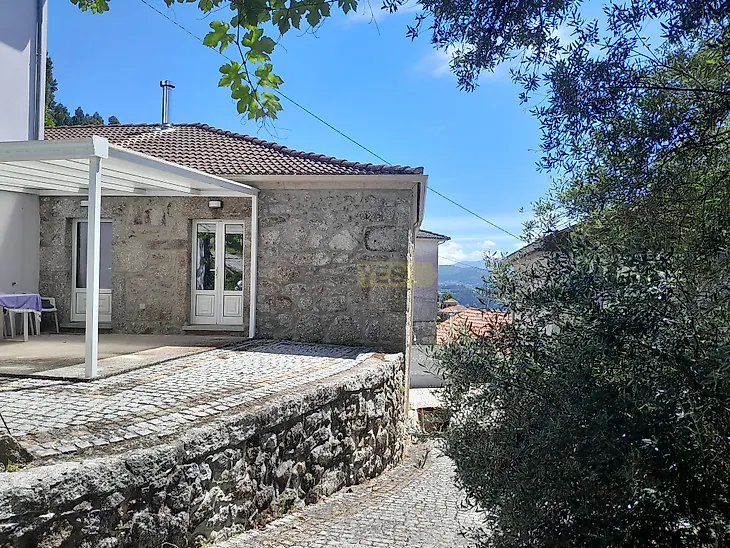 main-listing-picture-0