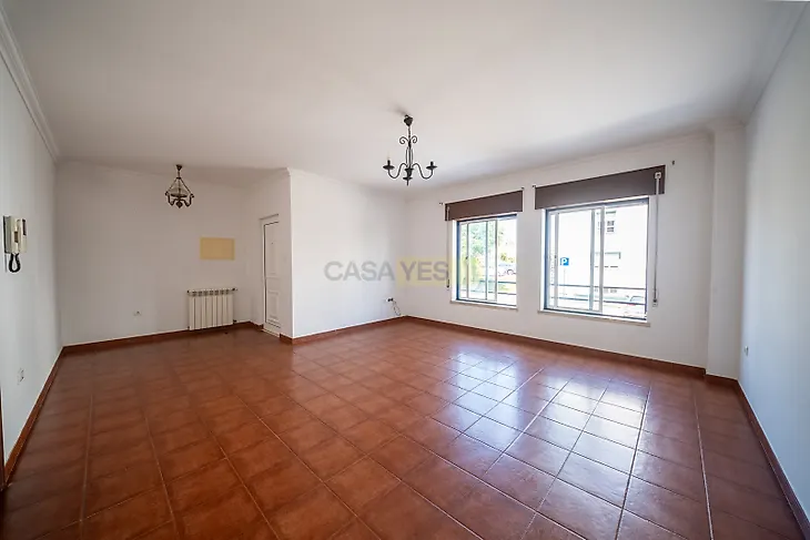 main-listing-picture-0