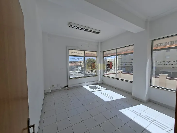main-listing-picture-0