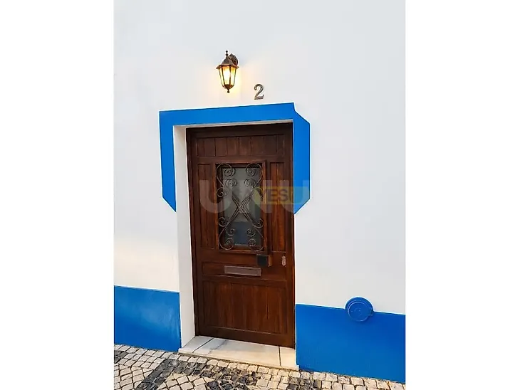 main-listing-picture-0