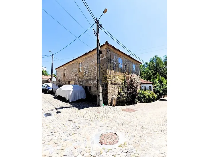 main-listing-picture-0