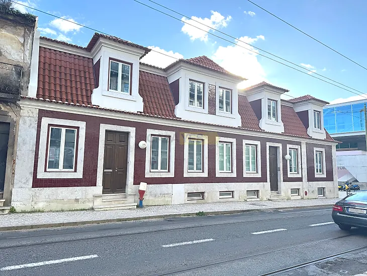 main-listing-picture-0