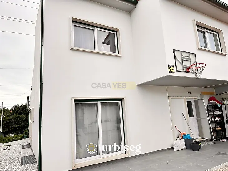 main-listing-picture-0